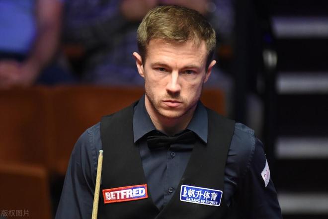 冰雪运动中 冰雪运动中