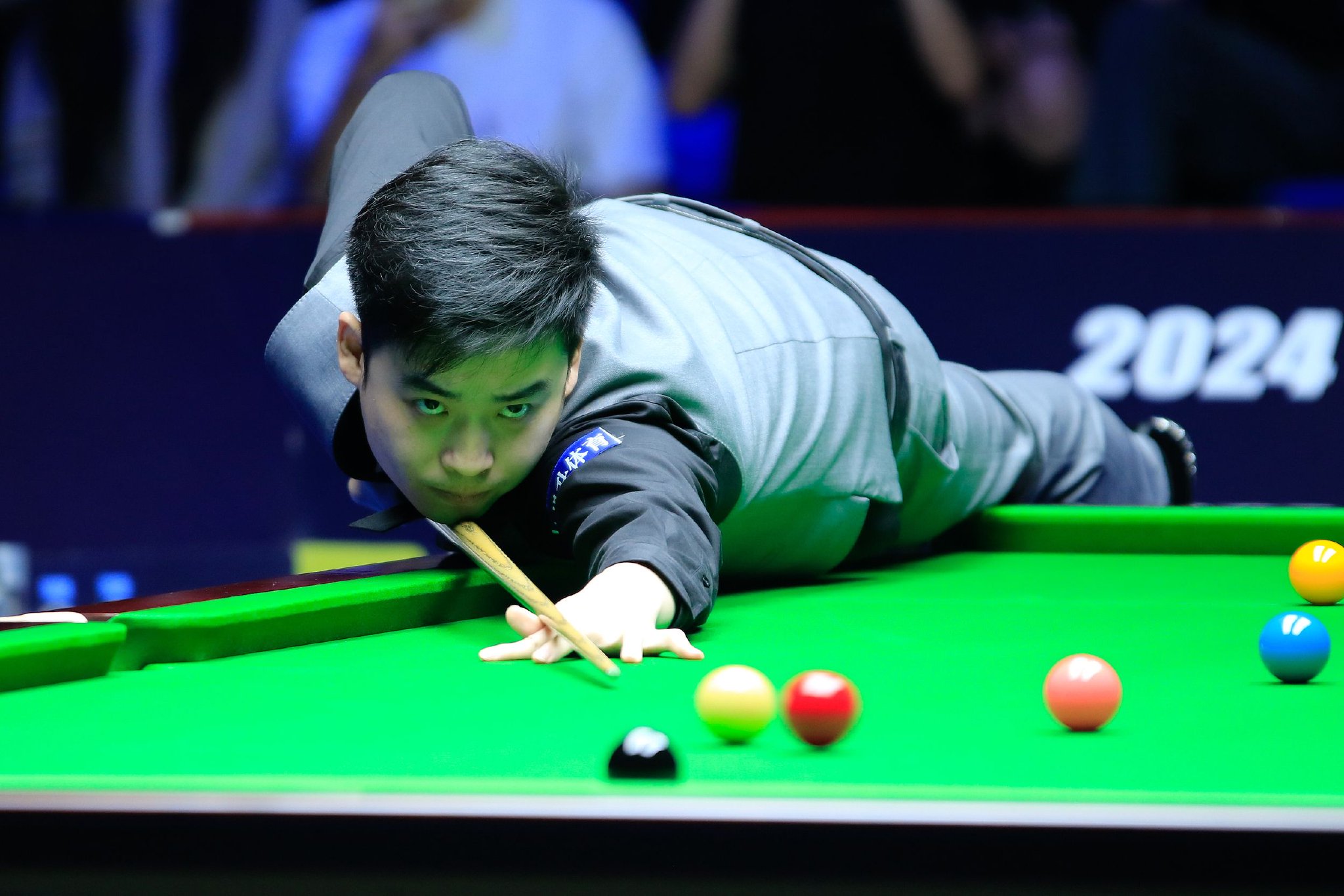 青岛队为自 青岛队为自