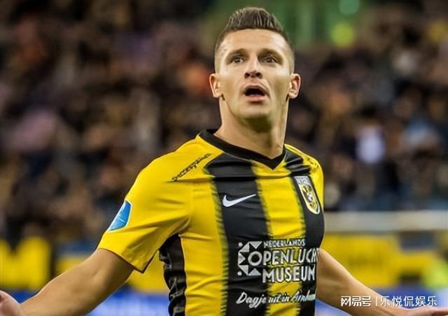 加盟德甲 加盟德甲