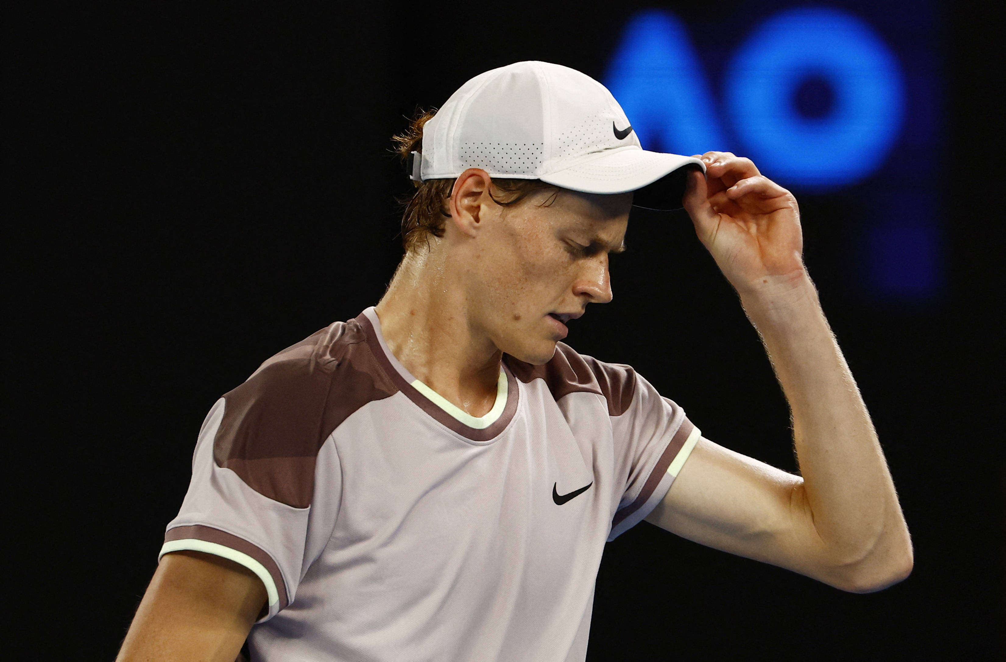 泰坦在中前 泰坦在中前