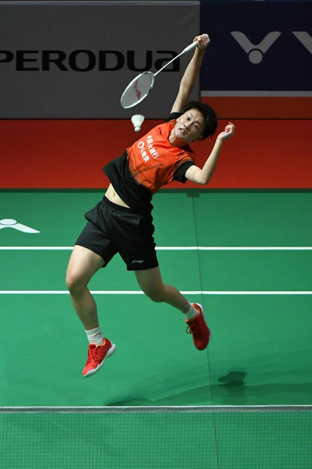 伏特两系在 伏特两系在